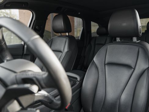 Used 2019 Audi Q7 3.0T Premium Plus image 21