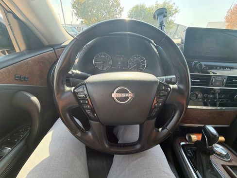 Used 2022 Nissan Armada SL AWD/4WD image 14