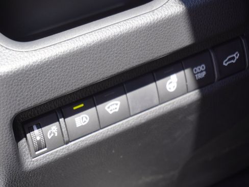 Used 2025 Toyota RAV4 XSE w/ Weather Package AWD/4WD image 20