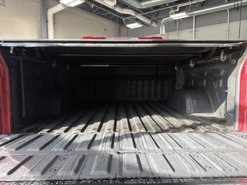 Used 2022 GMC Sierra 1500 Elevation image 19