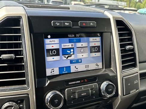 Used 2017 Ford F150 Lariat AWD/4WD image 12