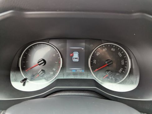 Used 2022 Toyota RAV4 XLE w/ Convenience Package AWD/4WD image 17