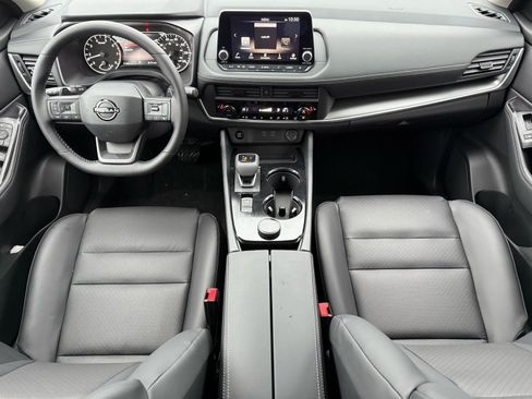 New 2026 Nissan Rogue SV AWD/4WD image 17