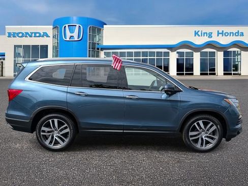Used 2018 Honda Pilot Touring image 6