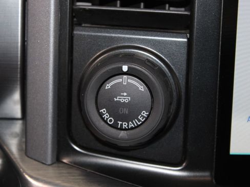 Used 2021 Ford F150 Lariat AWD/4WD image 45