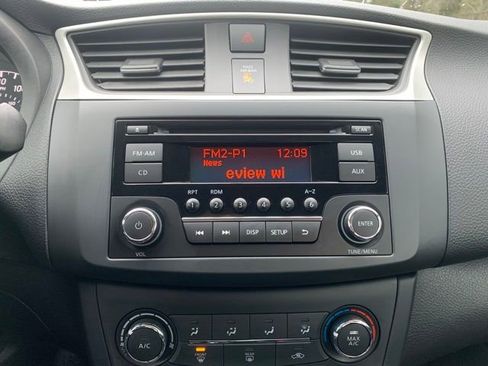 Used 2017 Nissan Sentra S image 13