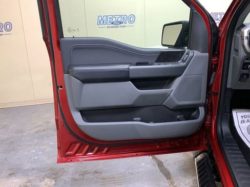 Certified 2021 Ford F150 XLT w/ Equipment Group 302A High image 28