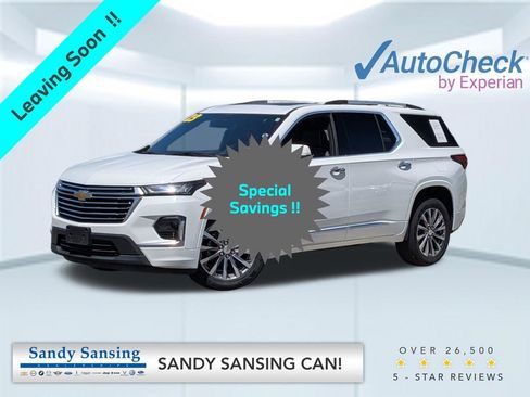 Used 2023 Chevrolet Traverse Premier FWD image 1