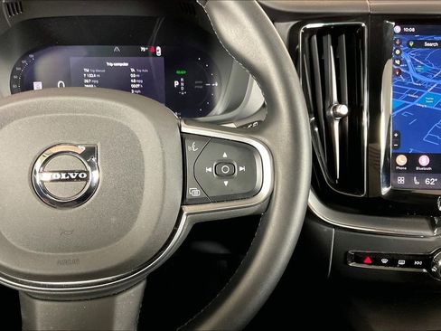 Used 2025 Volvo XC60 T8 Core AWD/4WD image 19