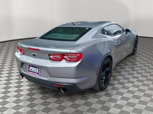 Used 2024 Chevrolet Camaro LT w/ Technology Package RWD image 4