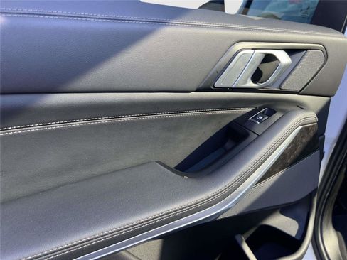 Used 2024 BMW X5 xDrive40i image 31