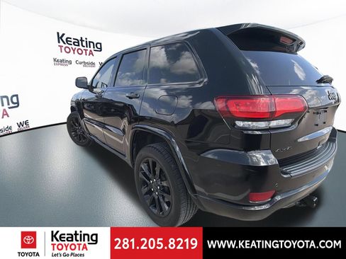Used 2021 Jeep Grand Cherokee Laredo X AWD/4WD image 5