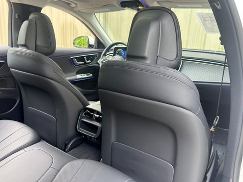 Used 2025 Mercedes-Benz E 350 Sedan w/ Winter Package image 36