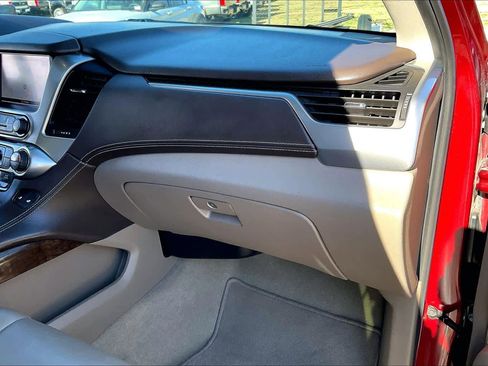 Used 2018 Chevrolet Tahoe LT image 16