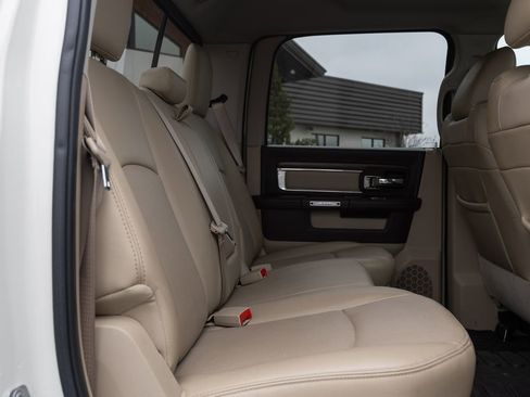 Used 2017 RAM 1500 Laramie w/ Convenience Group image 36