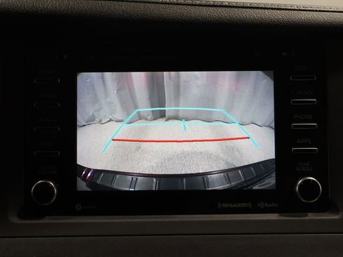 Used 2020 Toyota Sienna XLE image 25