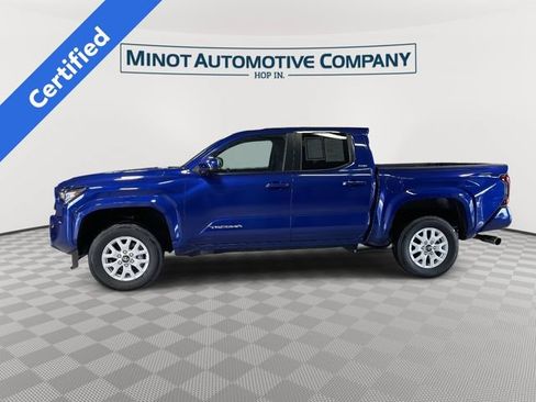 Used 2024 Toyota Tacoma SR5 AWD/4WD image 6