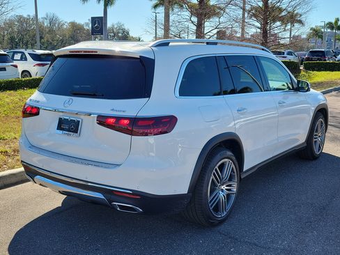 Certified 2026 Mercedes-Benz GLS 450 4MATIC image 3