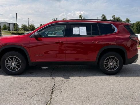 Used 2026 GMC Acadia Elevation FWD image 4