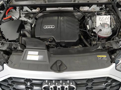 Used 2023 Audi Q5 2.0T Premium w/ Convenience Package AWD/4WD image 42