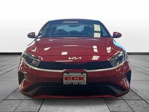 Used 2024 Kia Forte LXS image 2