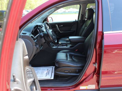Used 2016 Chevrolet Traverse LT AWD/4WD image 16