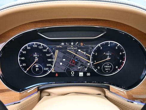 Used 2024 Bentley Continental GT AWD/4WD image 20