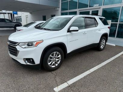 Used 2020 Chevrolet Traverse LT