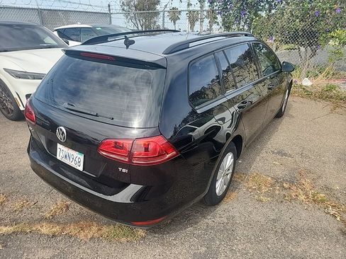 Used 2015 Volkswagen Golf S FWD image 12