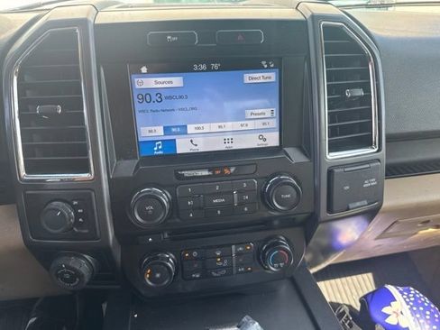 Used 2016 Ford F150 XLT w/ Equipment Group 302A Luxury AWD/4WD image 21