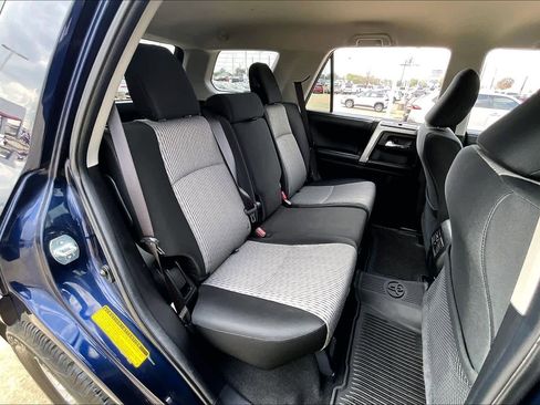 Used 2019 Toyota 4Runner SR5 image 21