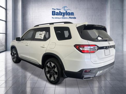 New 2026 Honda Pilot Elite image 3