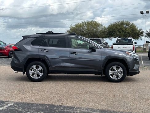 Used 2025 Toyota RAV4 LE image 4