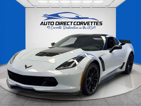 Used 2018 Chevrolet Corvette Z06 w/ Carbon 65 Edition RWD image 11
