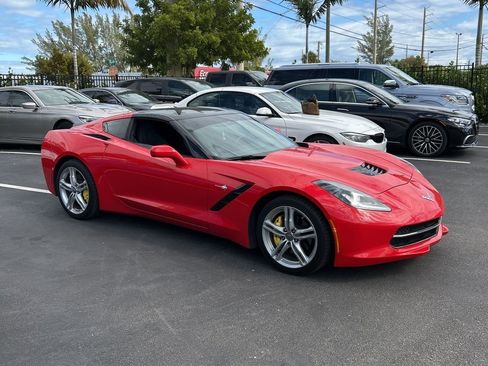 Used 2016 Chevrolet Corvette Stingray Coupe image 3
