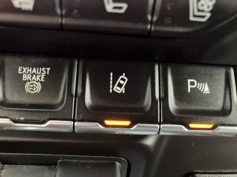 Used 2022 Chevrolet Silverado 3500 High Country w/ Z71 Off-Road Package image 36