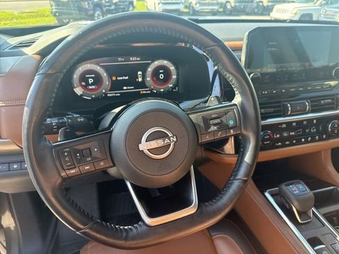 Used 2022 Nissan Pathfinder Platinum w/ Cargo Package AWD/4WD image 15