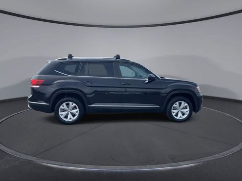 Used 2018 Volkswagen Atlas SEL AWD/4WD image 2