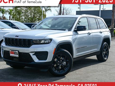 New 2025 Jeep Grand Cherokee Altitude image 1