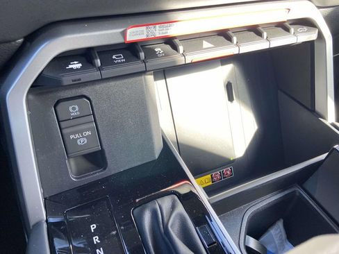 New 2025 Toyota Tundra Platinum AWD/4WD image 25