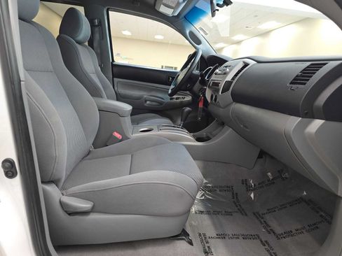 Used 2008 Toyota Tacoma PreRunner RWD image 25