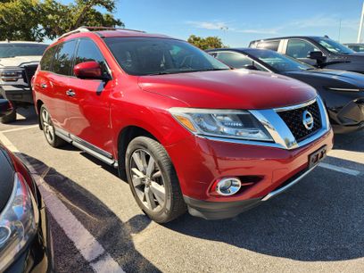 Used 2014 Nissan Pathfinder Platinum w/ Cargo Package