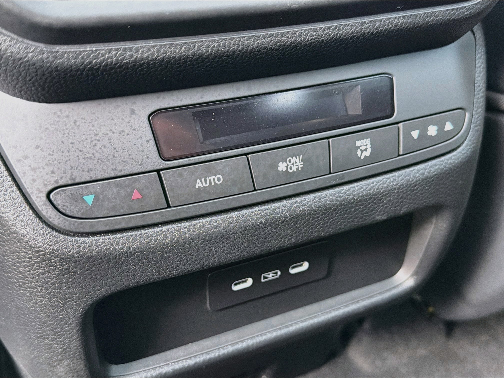 Used 2025 Honda Pilot Touring image 26