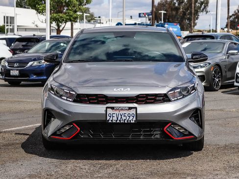 Used 2023 Kia Forte GT-Line w/ GT-Line Premium Package FWD image 2