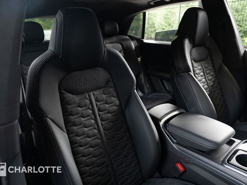 Used 2024 Audi RS Q8 image 26