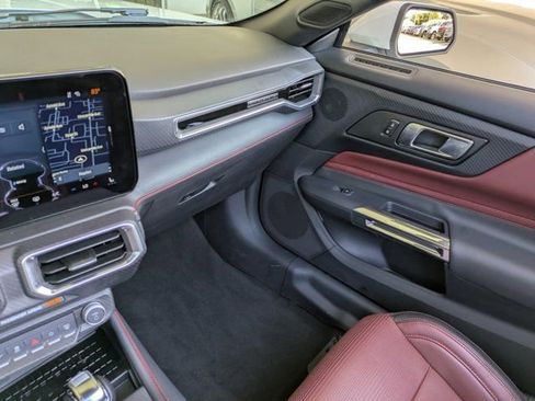 Used 2024 Ford Mustang GT Premium image 17