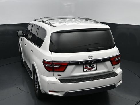 Used 2023 Nissan Armada SL w/ Captain's Chairs Package AWD/4WD image 30