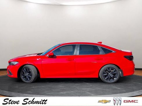 Used 2022 Honda Civic EX image 2