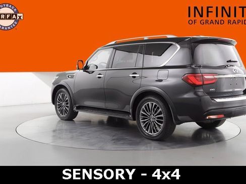 Used 2024 INFINITI QX80 Sensory image 5