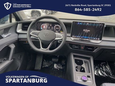 New 2026 Volkswagen Tiguan SE image 12